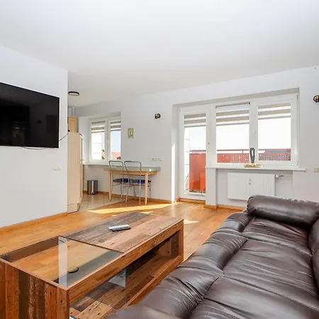 Apartment Cohost I City Centre Apt With River View